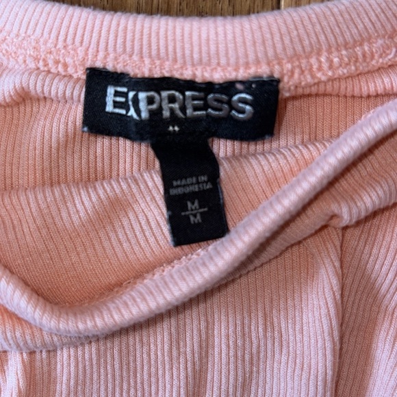 Express Pink Ruffled Bodysuit Size Medium - Picture 5 of 9